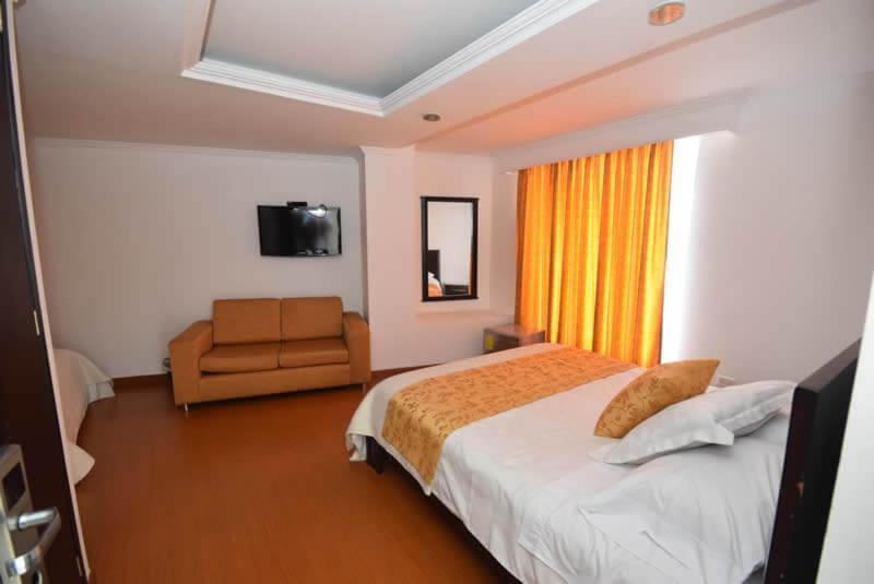 Hotel Zafiro Plaza Tunja Exterior photo